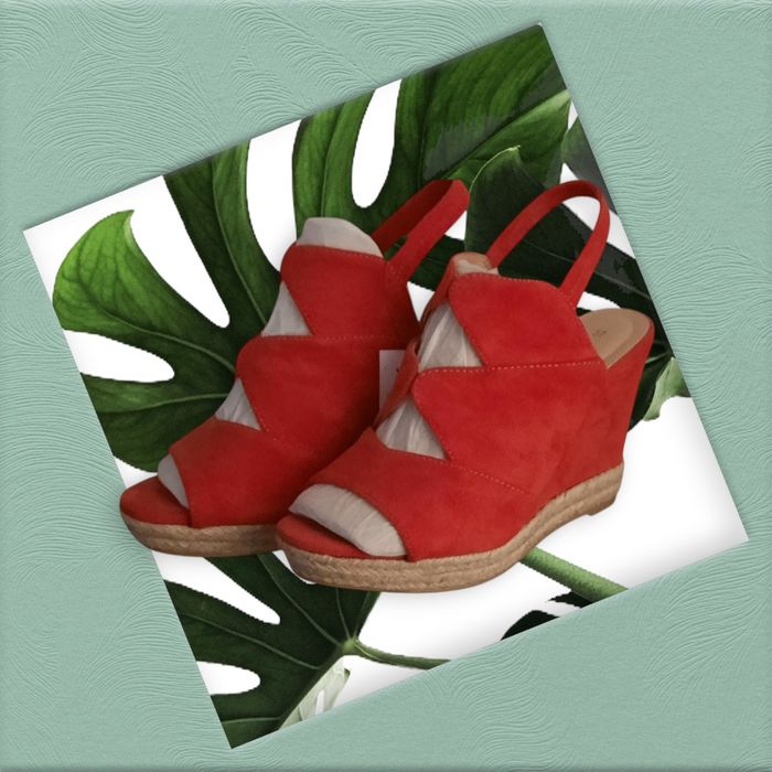 Chaussures d'été marque Cache Cache pointure 37 Neuve