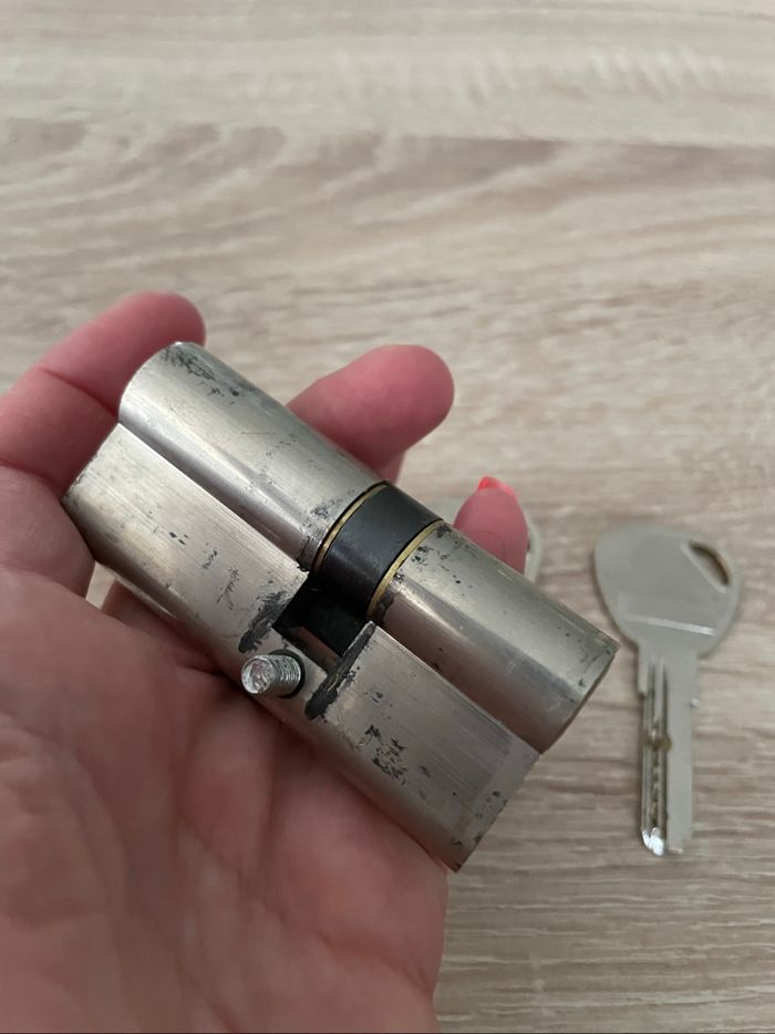 Cylindre Standers avec 5 clés - photo numéro 4