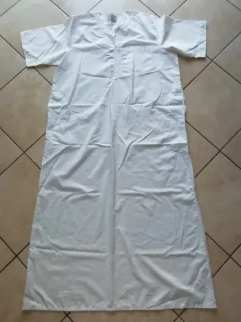 Abaya / Robe de prière homme - Kamis Taille 56 ( env L ).