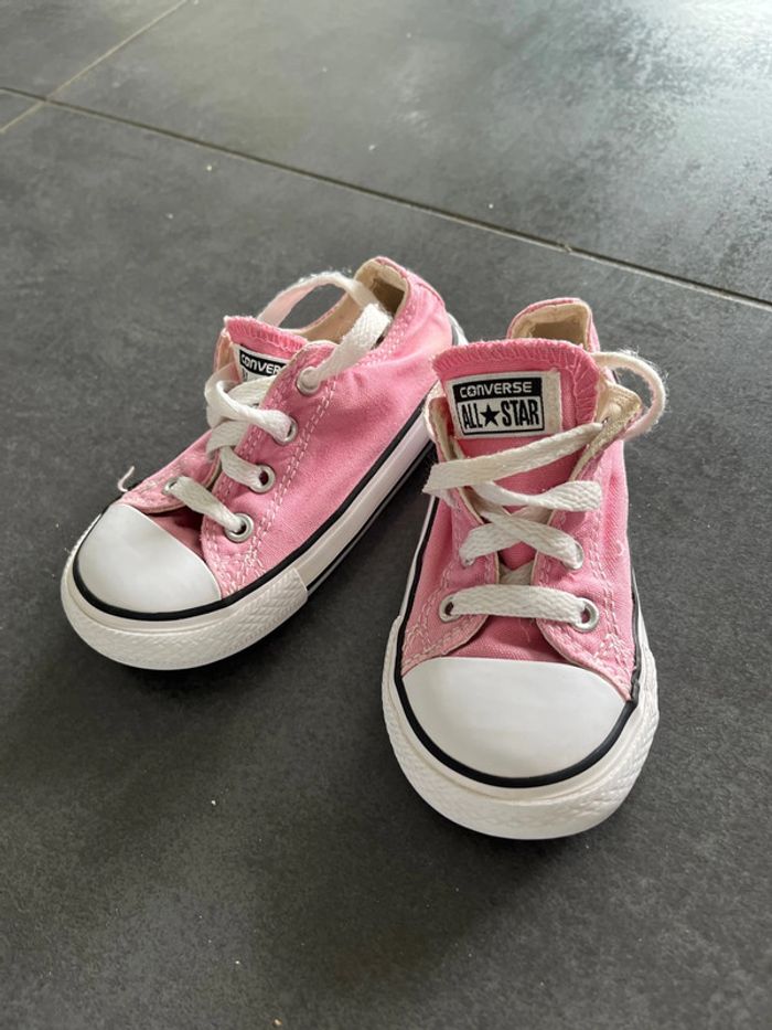 Converse basse rose 23 - photo numéro 2