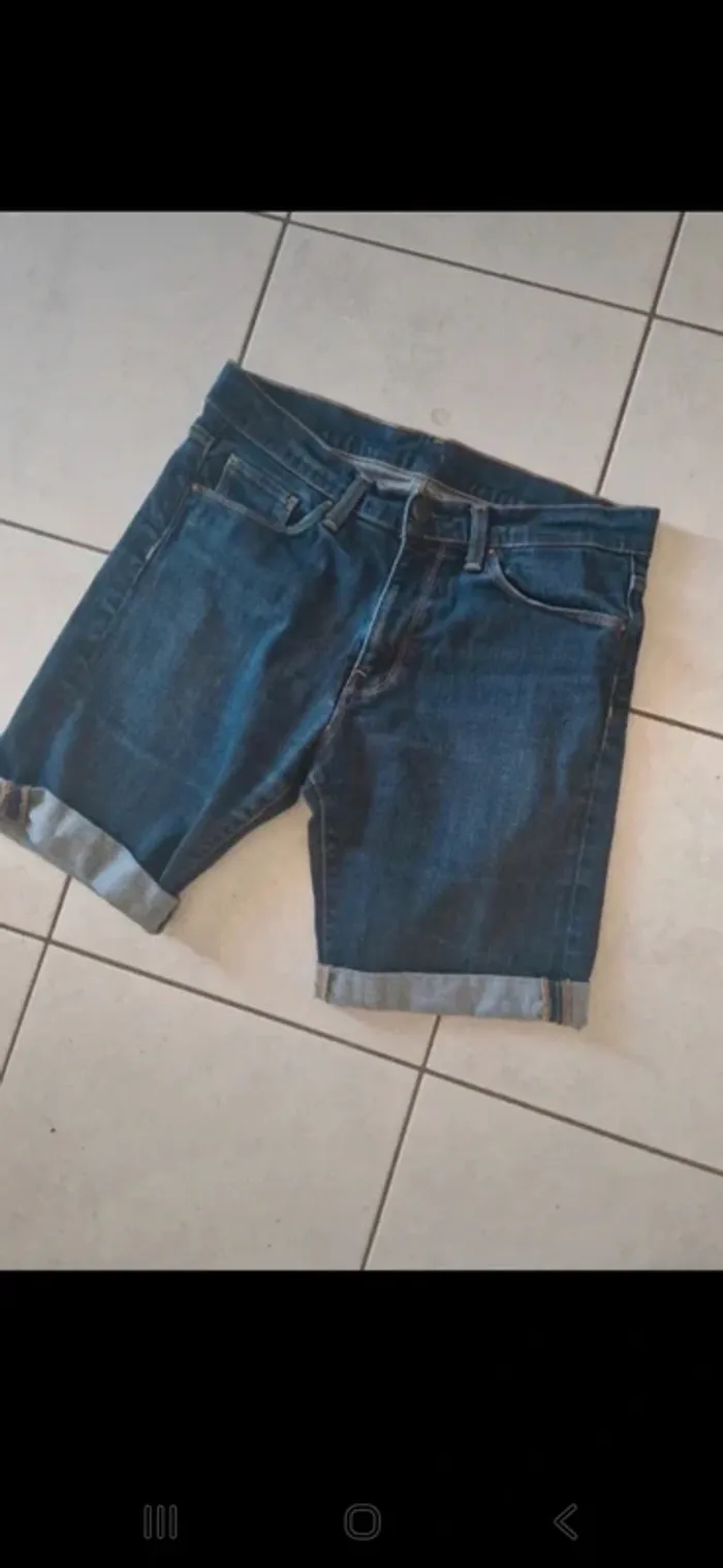 Short en jeans swell short taille m très bon etat - photo numéro 2