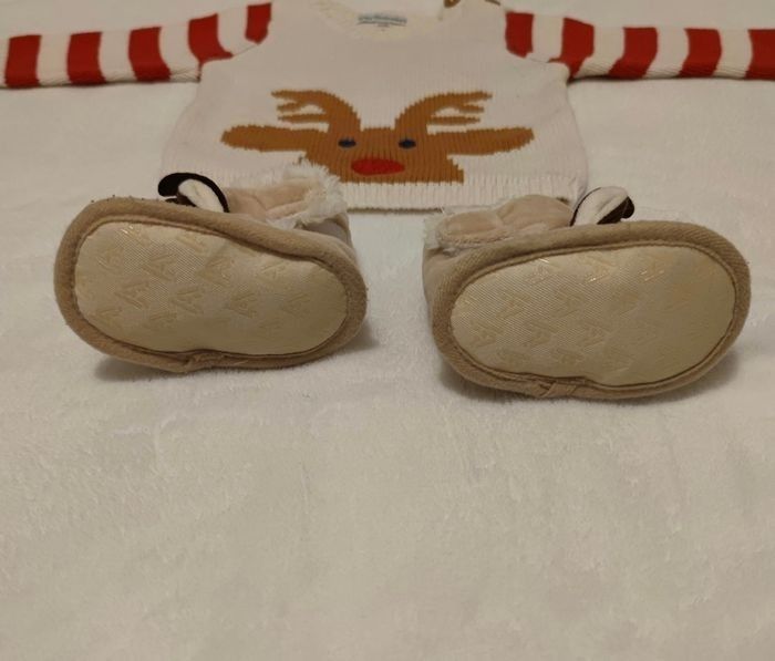 Pull et chaussons de Noël - photo numéro 5