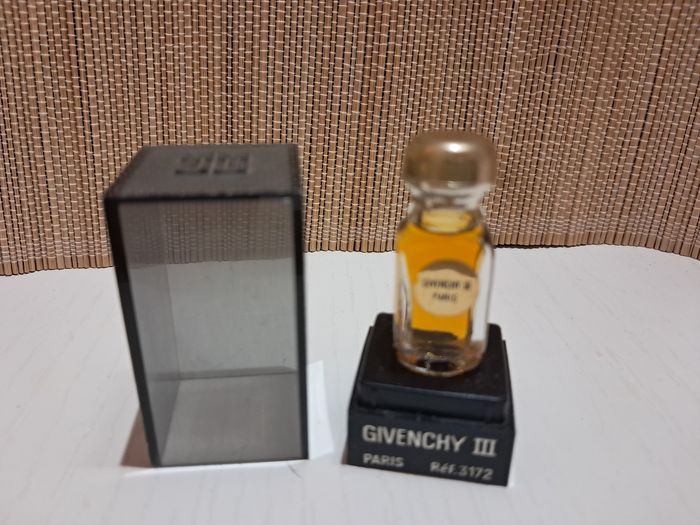 Lot miniatures parfum - photo numéro 4