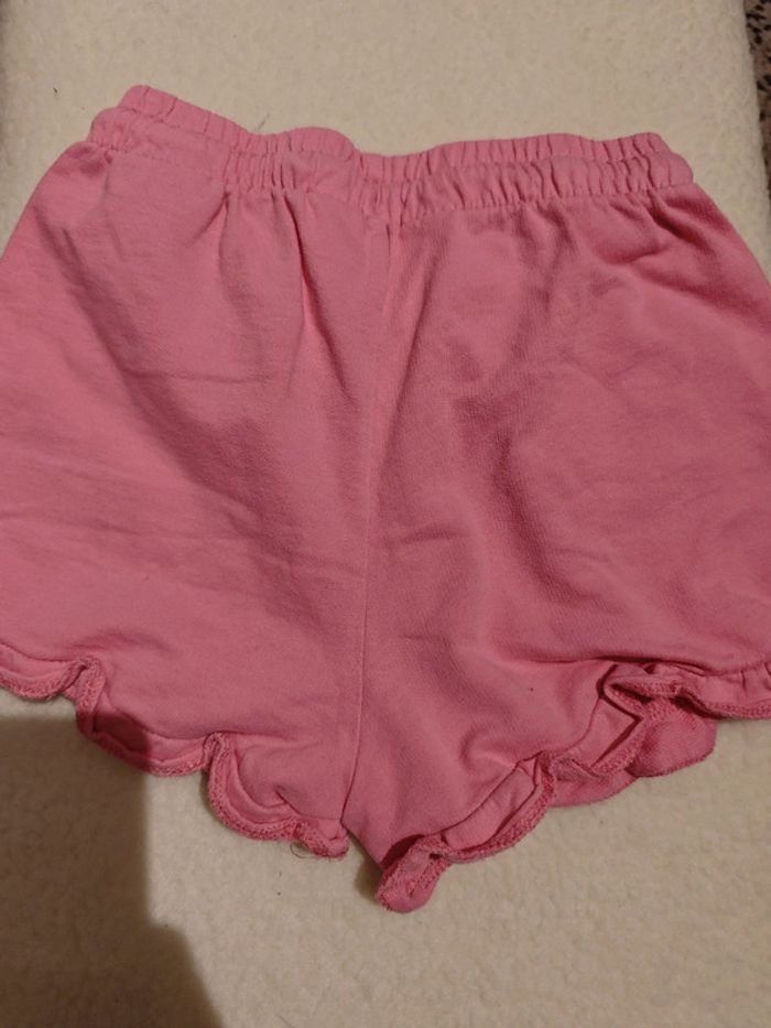 Short h&M 116 cm - photo numéro 3