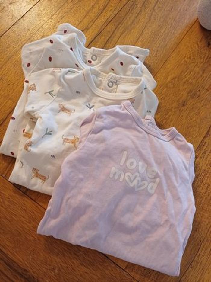 Lot 3 pyjama 1 mois - photo numéro 2