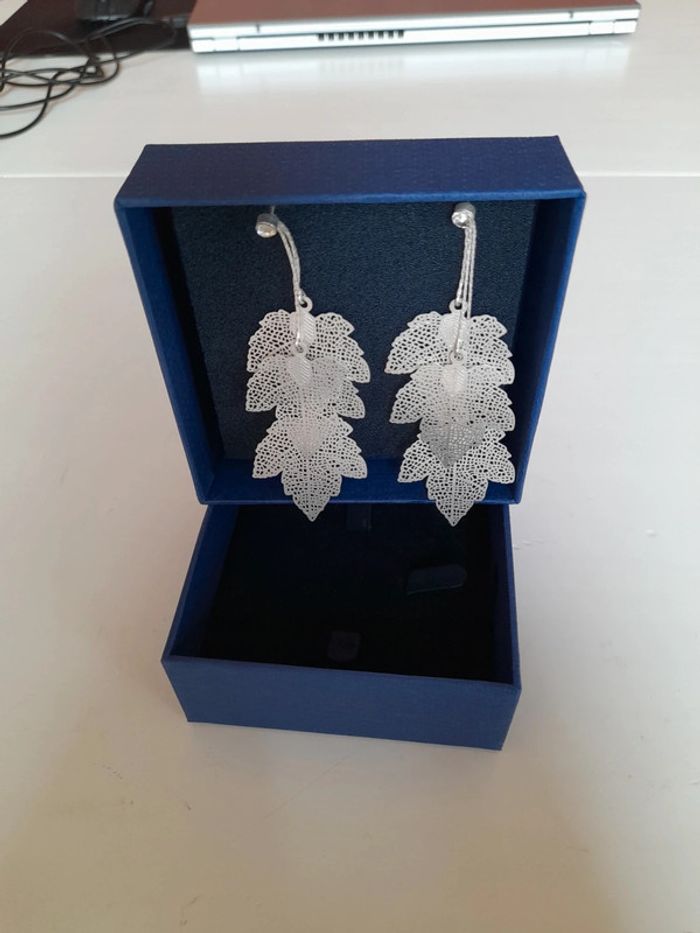 Boucles d'oreilles neuve