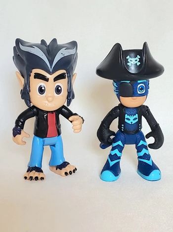 Figurines PJ Masks Howler et Catboy Pirate