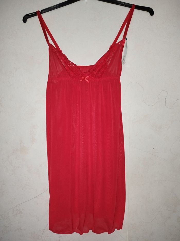 Nuisette rouge - photo numéro 4