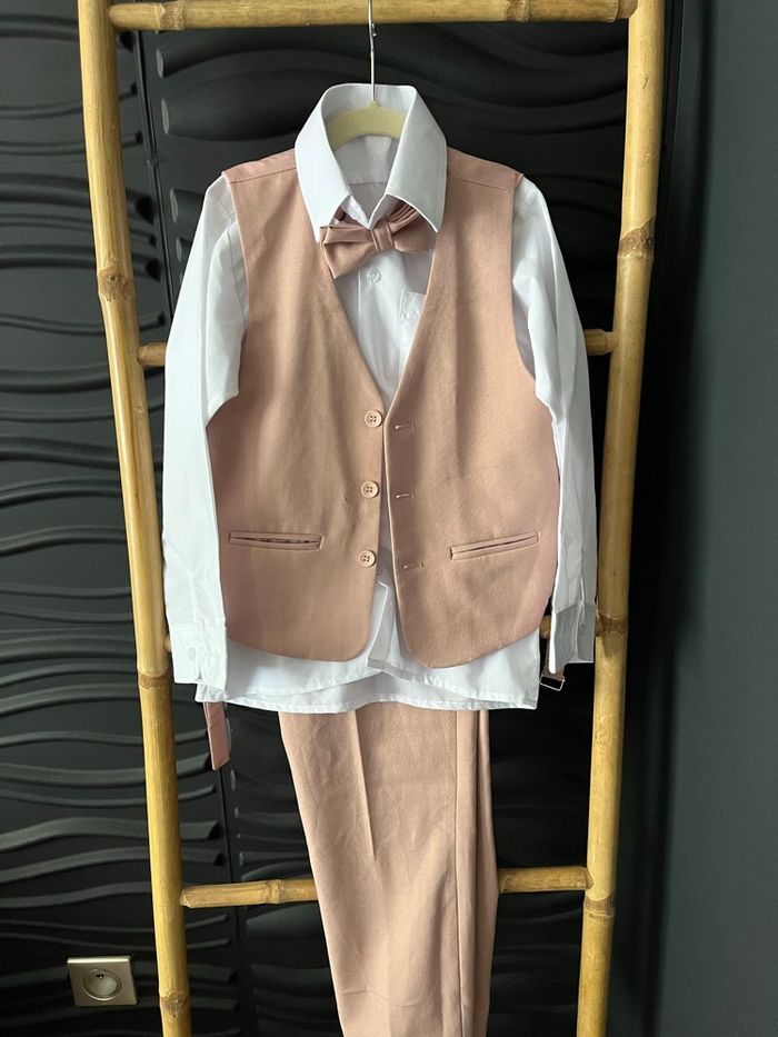 Costume cérémonie garçon 4 pièces
