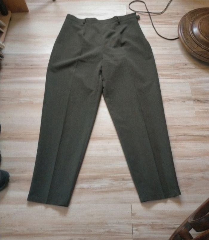 Pantalon vert olive - photo numéro 3