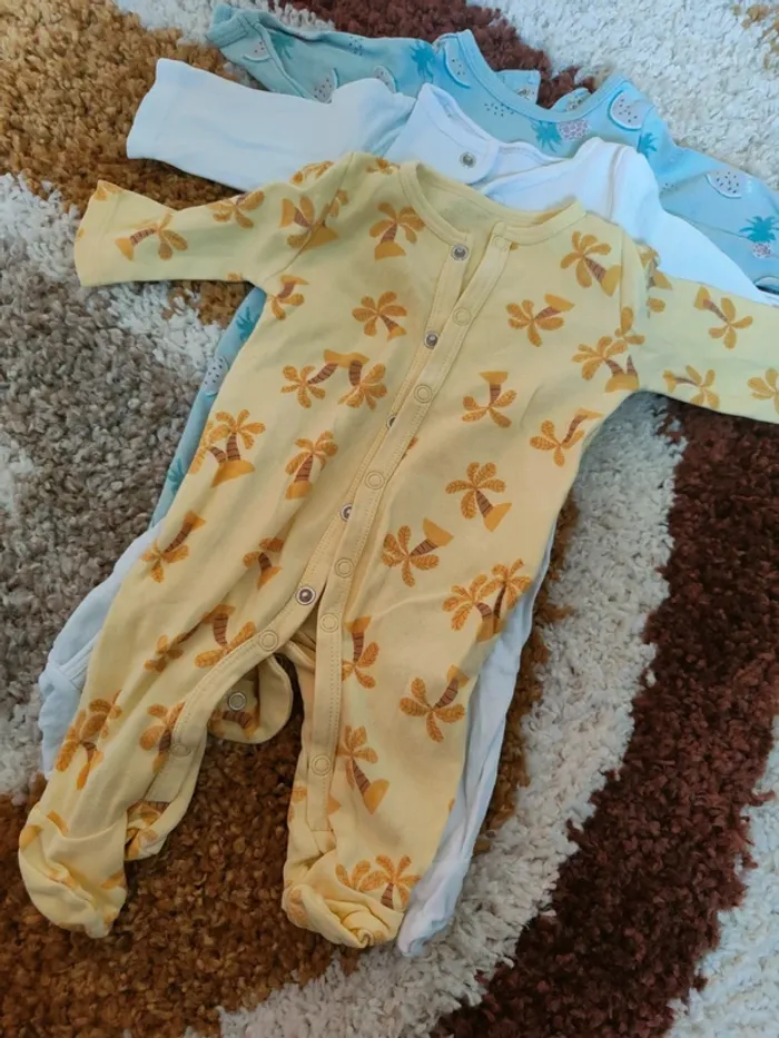 Lot 5 pyjamas légers - photo numéro 3