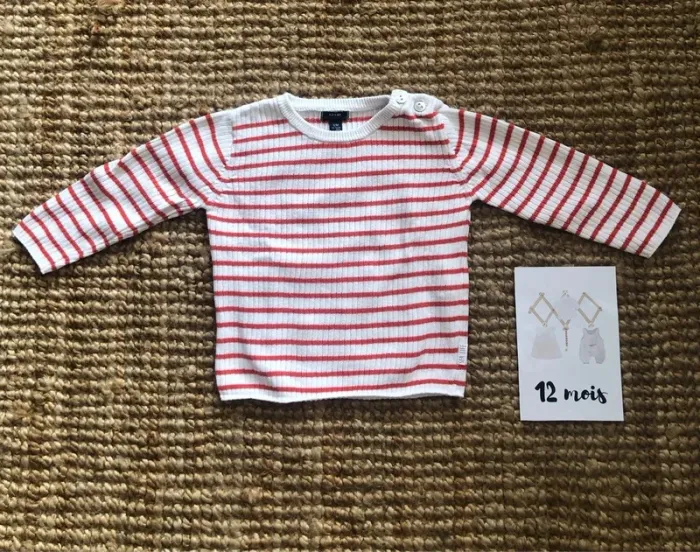 Pull en maille rayé rouge