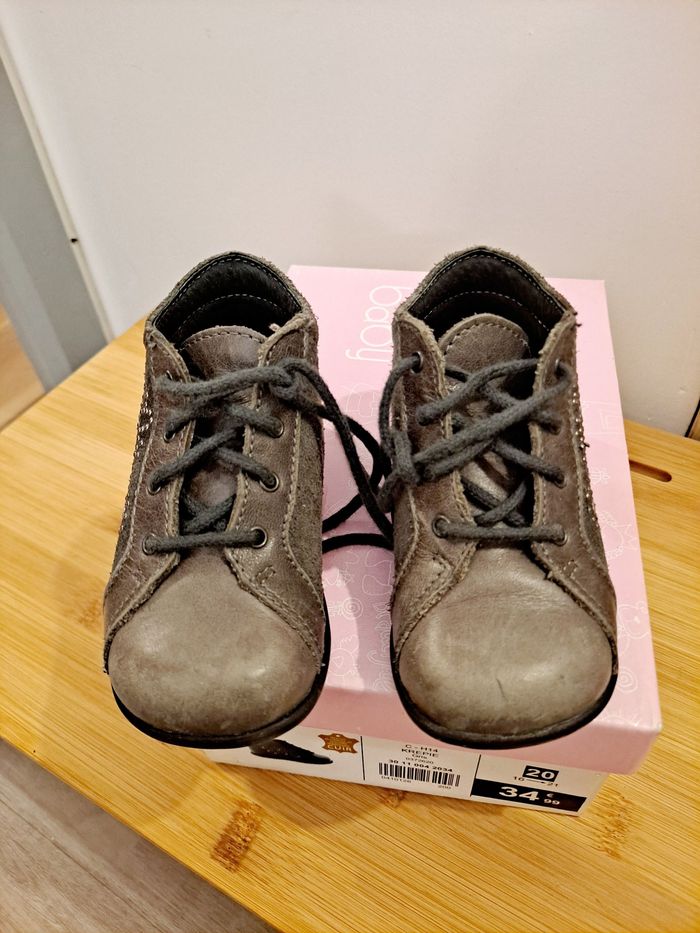 chaussures en cuir de marche bébé pointure 20 grises à strass - photo numéro 3
