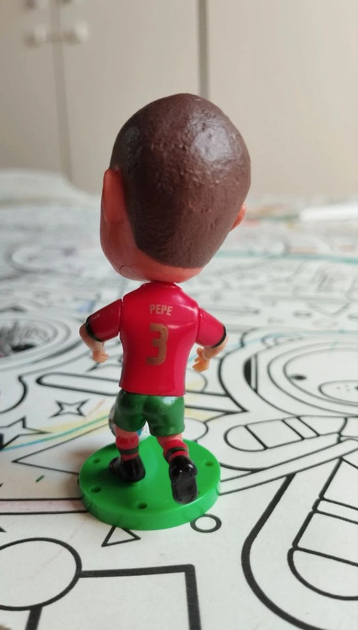 Petite figurine football neuve Pepe Équipe de Portugal - photo numéro 2