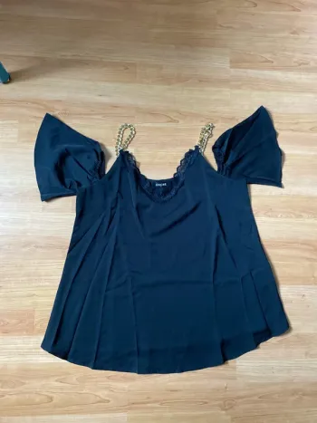 Top original épaules dénudées NEUF Chic Me M