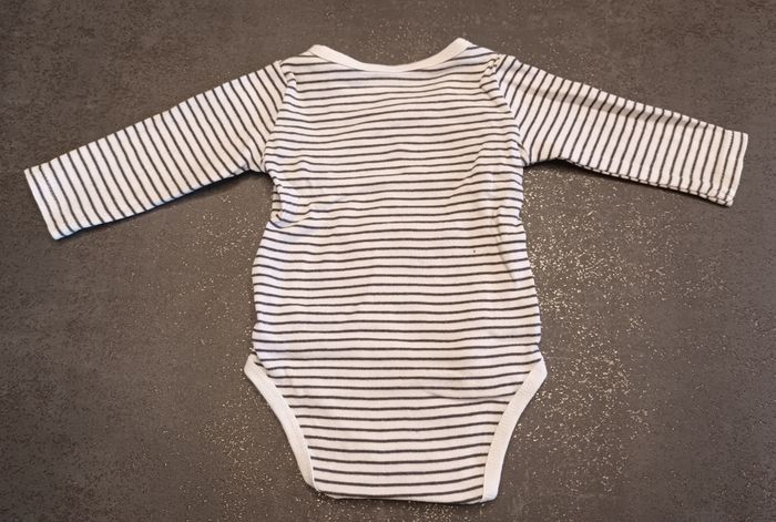 Body 1 mois - photo numéro 2