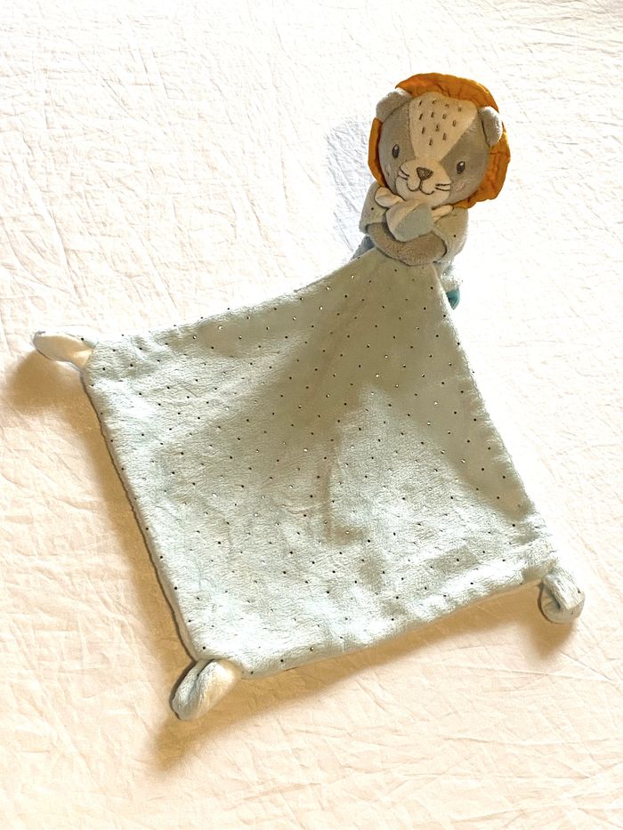 Petit Chaton Chat Gris Doudou Mouchoir Bleu Pailleté Blanc Animal Faune Peluche Petits Enfants Bébés - photo numéro 2