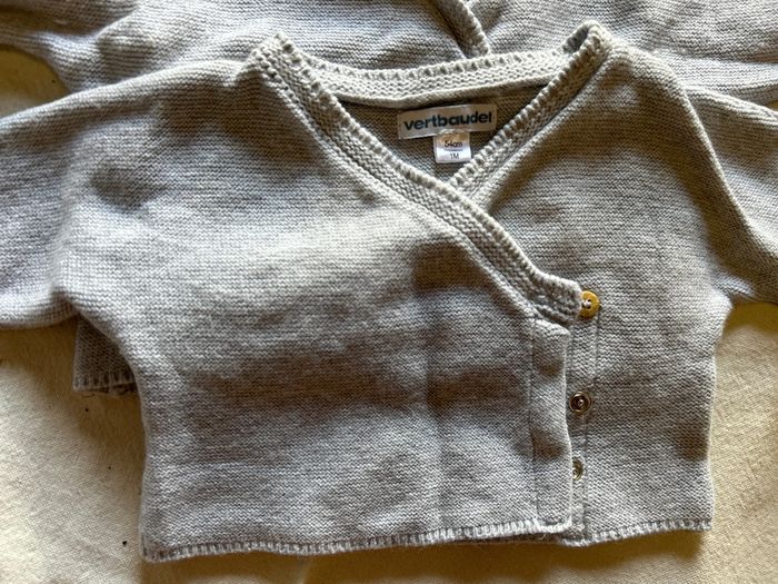 Lot 2 gilets/brassieres - photo numéro 2
