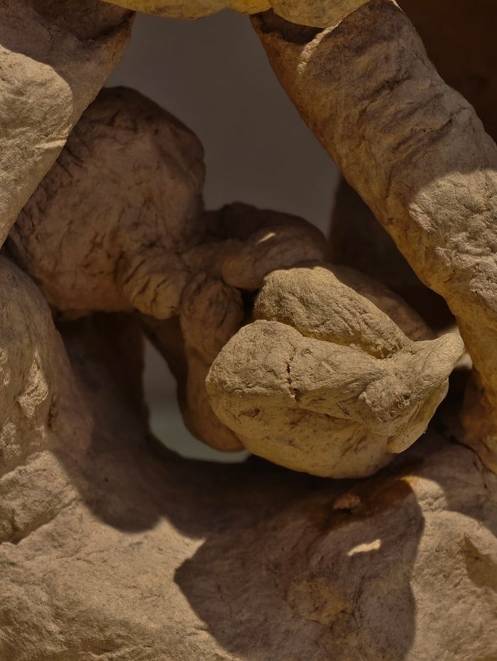 Oeuvre en papier mâché - photo numéro 2