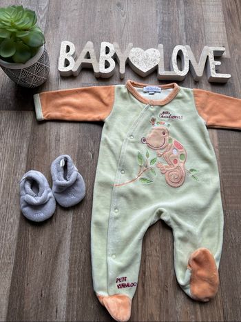 - Pyjama petit kimbaloo           - 1 mois  - Très bon état