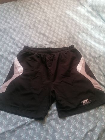 Short airness taille XL