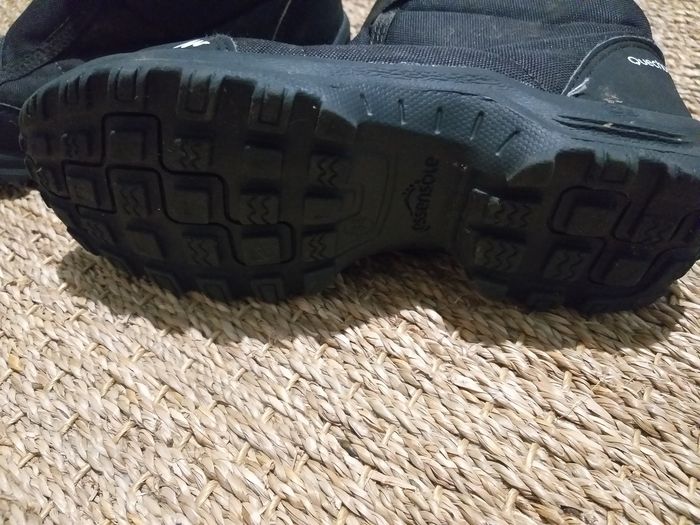 Bottes de neige noires Decathlon 34 - photo numéro 2