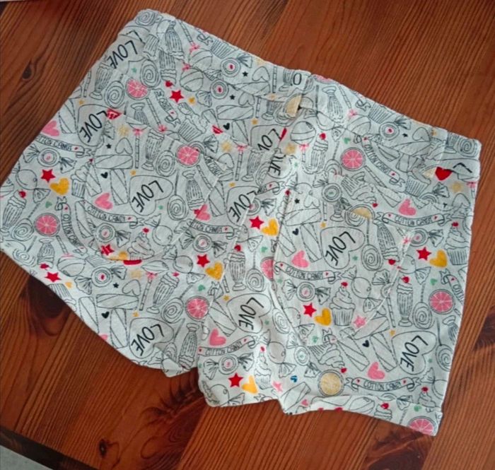 Short fille 12 ans ajustable à la taille par élastiques - photo numéro 2