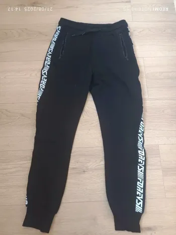 Magnifique jogging noir h&M taille 12 ans