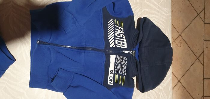 Ensemble de jogging - photo numéro 2