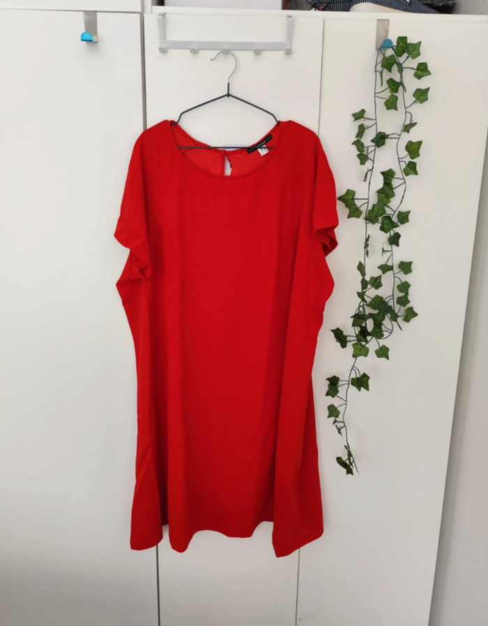 robe manches courtes taille 60 - photo numéro 2