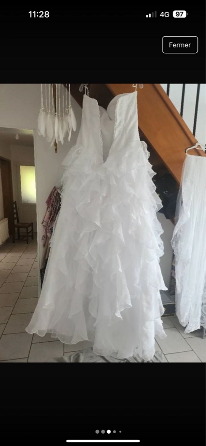 Robe de mariée bustier strass - photo numéro 6