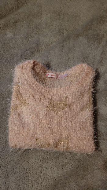 Pull Poilu Rose avec étoiles dorées 3 ans