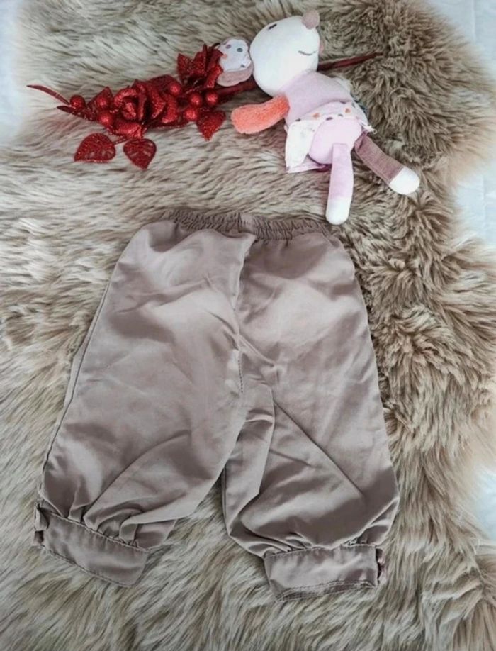 Ensemble  hiver t-shirt  pantalon beige 3 mois - photo numéro 7