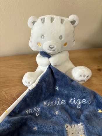 Doudou mouchoir my little Tiger bleu blanc simba toys