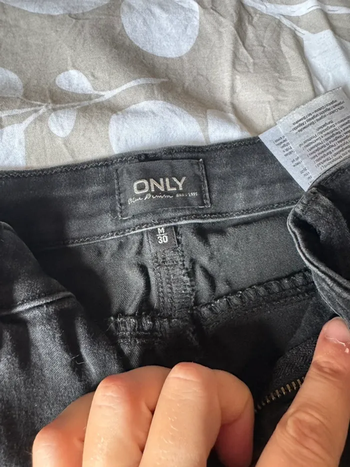 Jean skinny noir - photo numéro 2