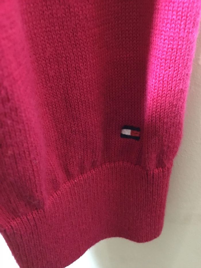Pull col en V jacquard pour femme Tommy  Hilfiger fuchsia taille L 048 - photo numéro 3