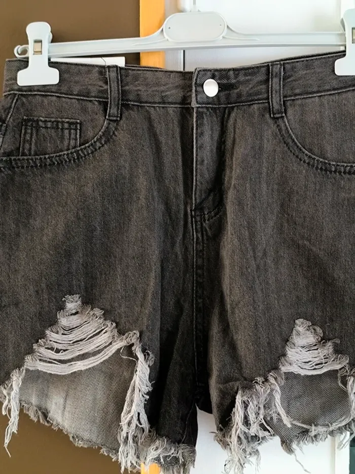 Short gris foncé femme XL - photo numéro 2