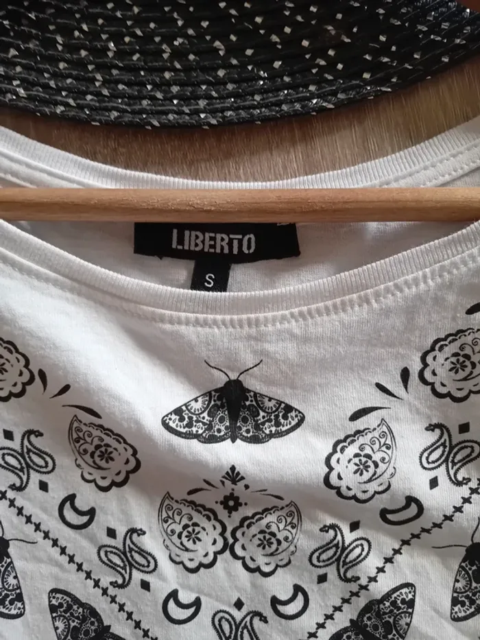 Tee-shirt femme Taille S - photo numéro 5