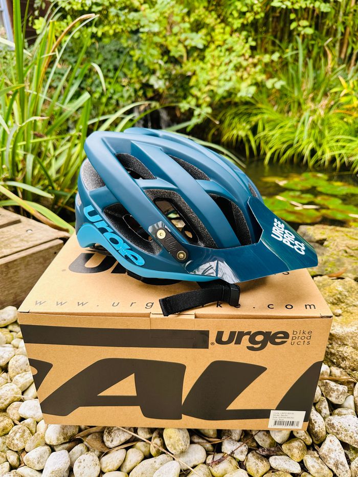 Casque neuf modèle SeriAll taille S/M - photo numéro 2