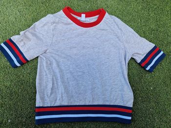 Tee shirt xs jennyfer gris