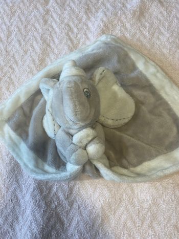 Doudou Dumbo gris / blanc
