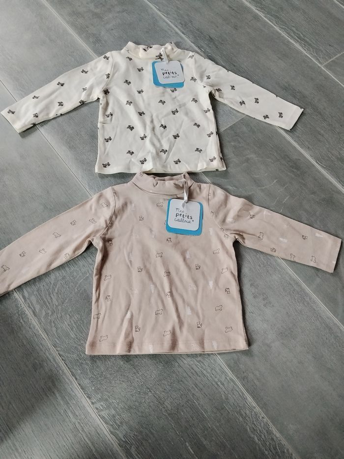Lot de vêtements en 12 mois - photo numéro 2