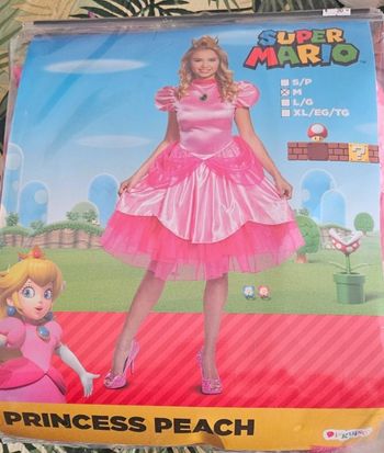 Déguisement princesse peach mario