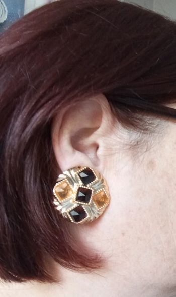 Clips d'oreilles plastique