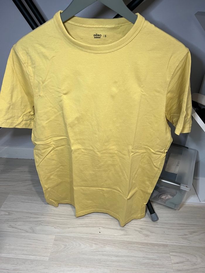 Vêtements homme S/M - photo numéro 7