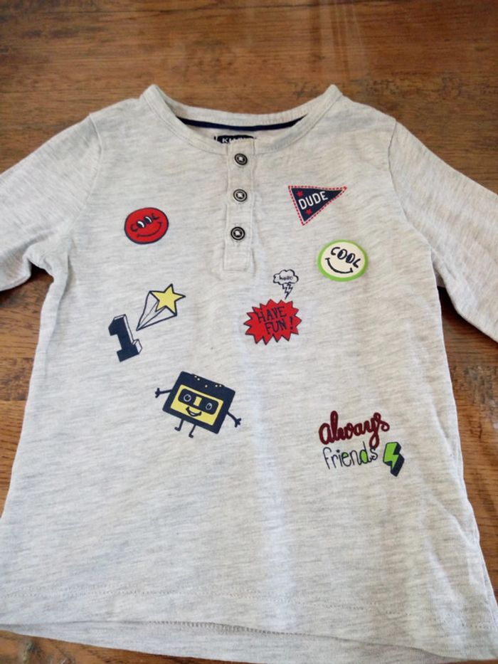 Tee-shirt manches longues écussons - photo numéro 2