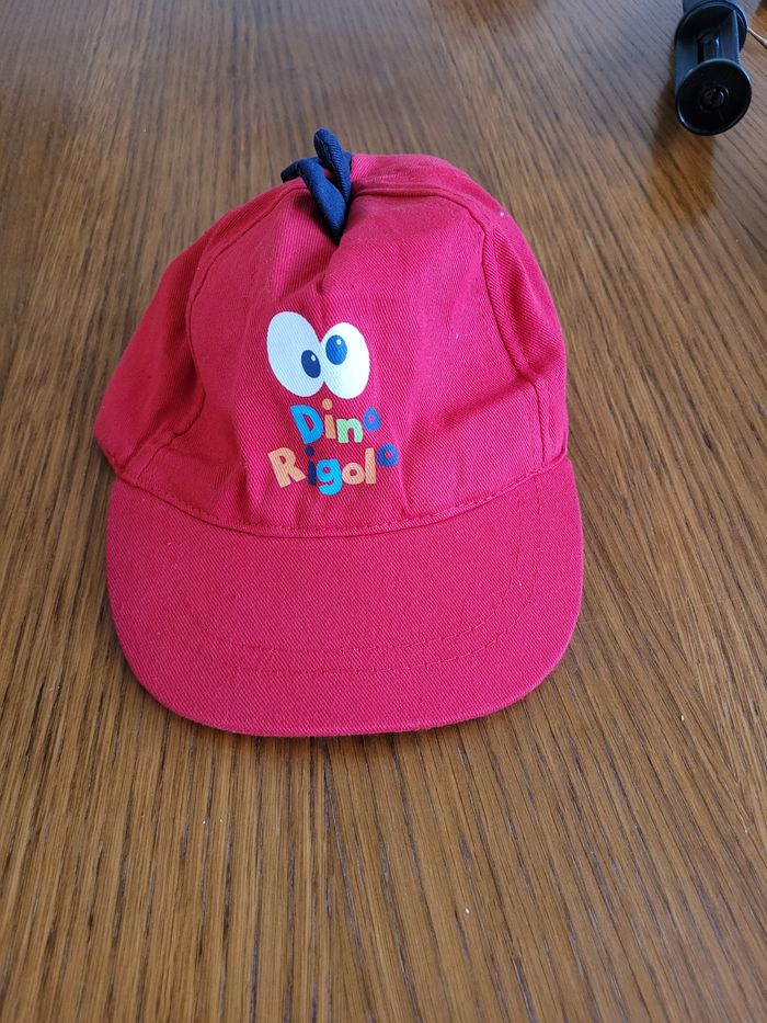 Casquette taille 44 12 mois