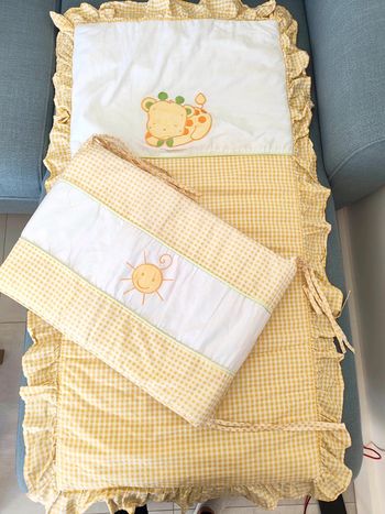 Parure de lit Bébé vichy broderies savane