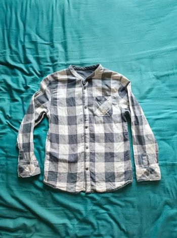 Chemise manches longues kiabi (taille 10 ans)