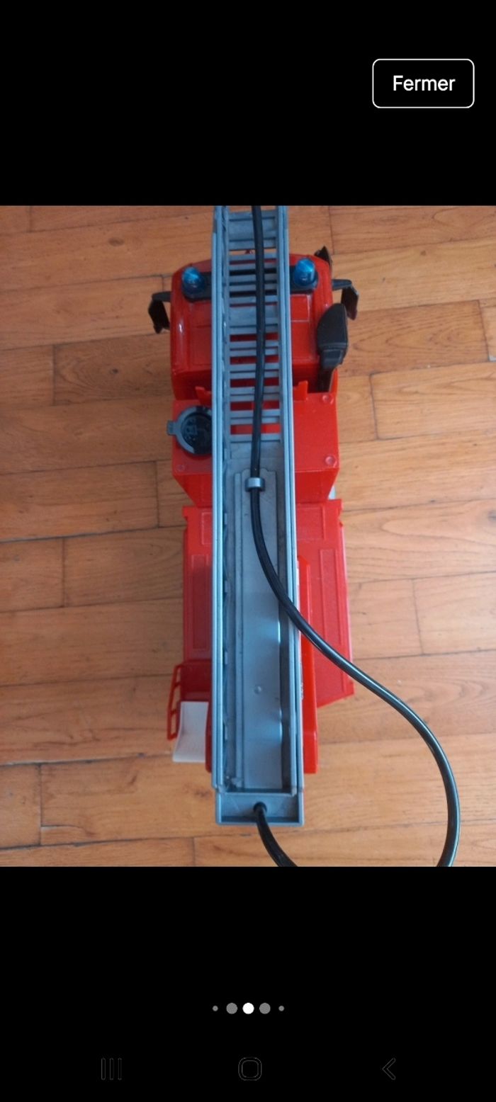 Camion lanceur d eau - photo numéro 6